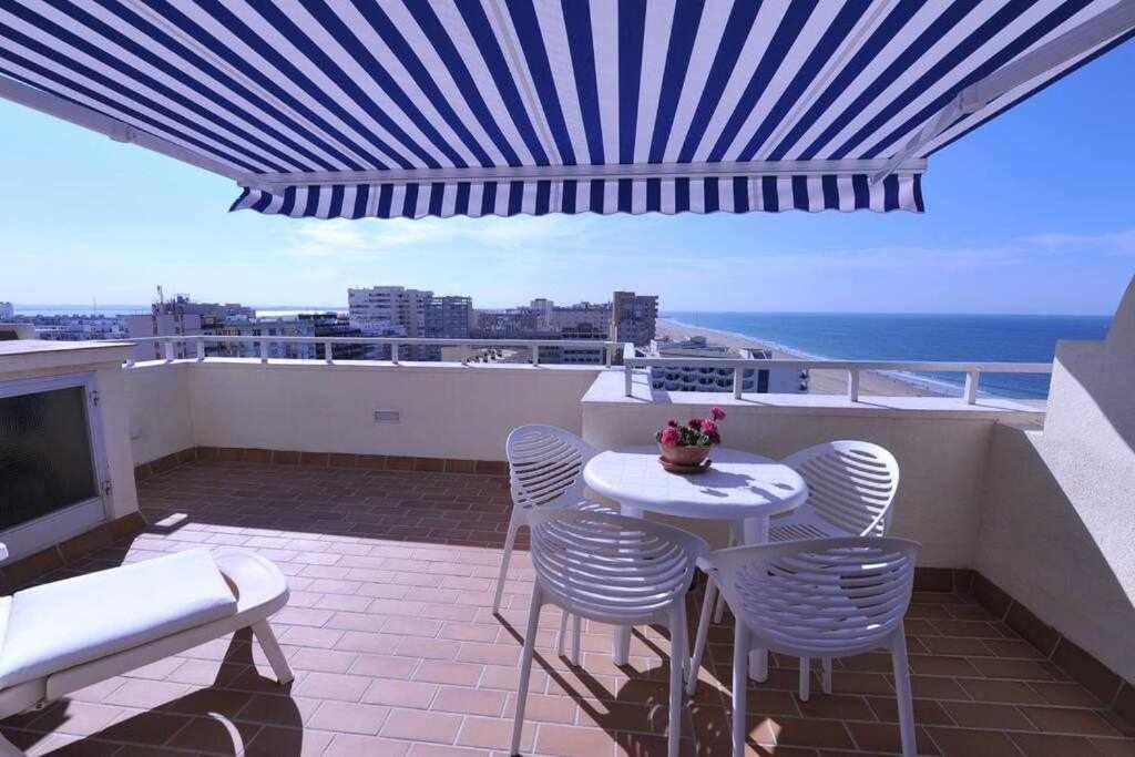 Atico Apartamento Loft Playa Victoria Кадіс Екстер'єр фото